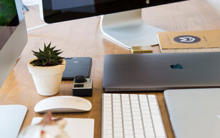 m6米乐官方入口-激烈竞争！足球赛事再度引爆球迷热情，足球竞争有多激烈