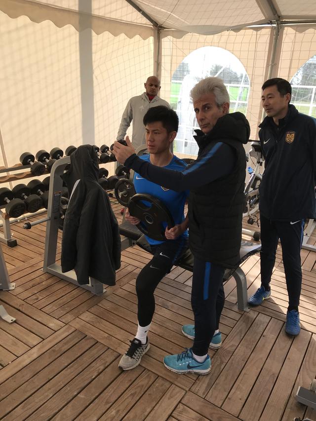 m6米乐在线官网-西班牙队主教练透露球队训练计划